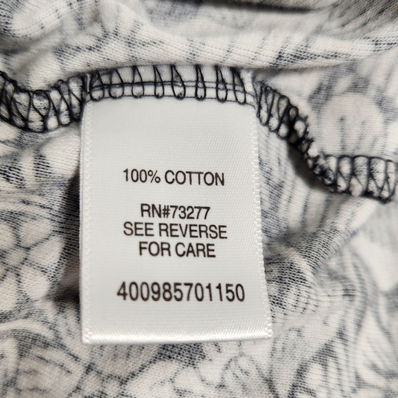 Croft and Barrow Classic Tee Floral and Leaves Pattern Short-sleeved T-shirt (M) - Picture 6 of 7